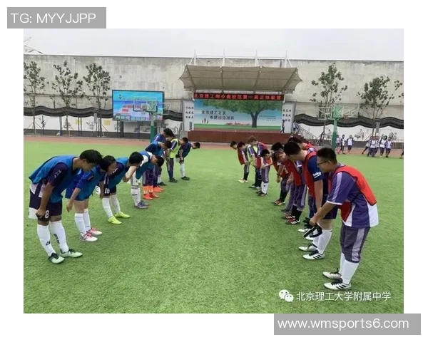 北理工足球队奋勇争先展现青春风采助力校园文化建设与团队精神提升